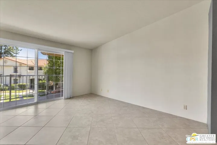505 S Farrell Drive G42, Palm Springs, California 92264