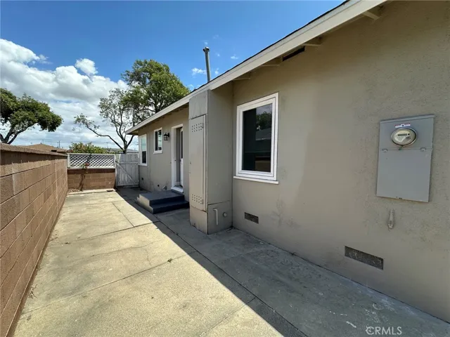 Side yard