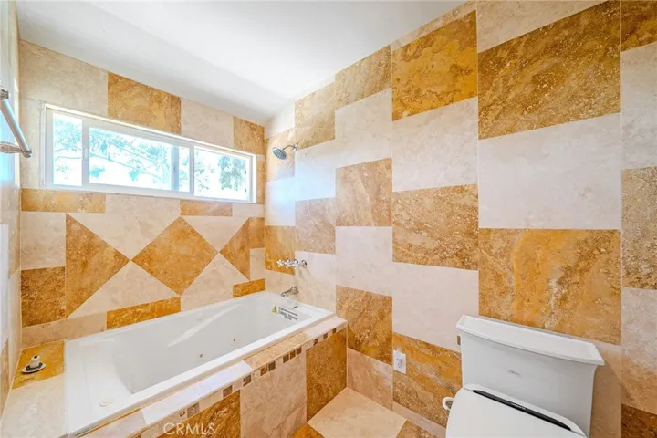 2148 Seaview, Fullerton, California 92833