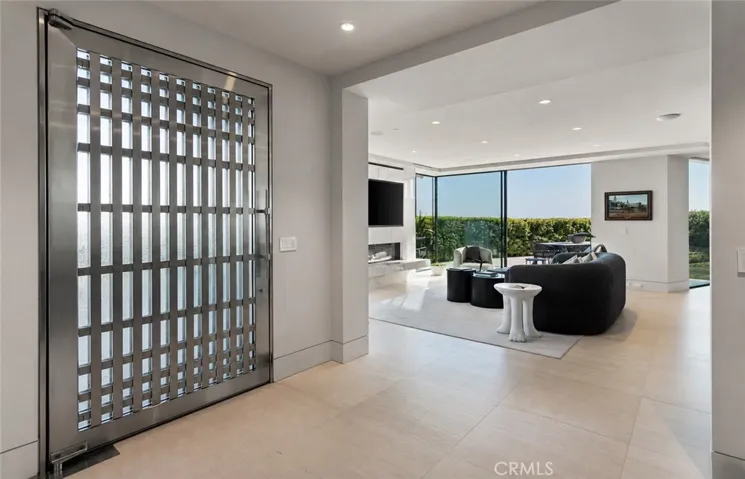2928 Ocean, Corona Del Mar, California 92625
