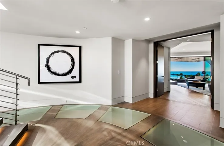 Primary bedroom foyer