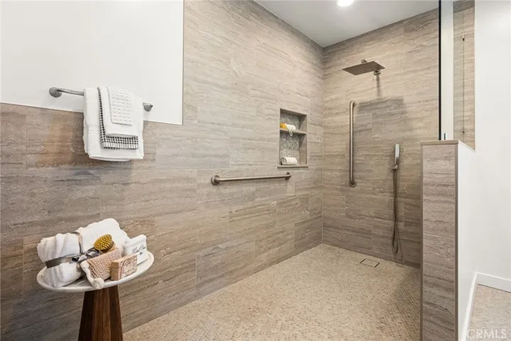 17821 Fairhaven Avenue, North Tustin, California 92705