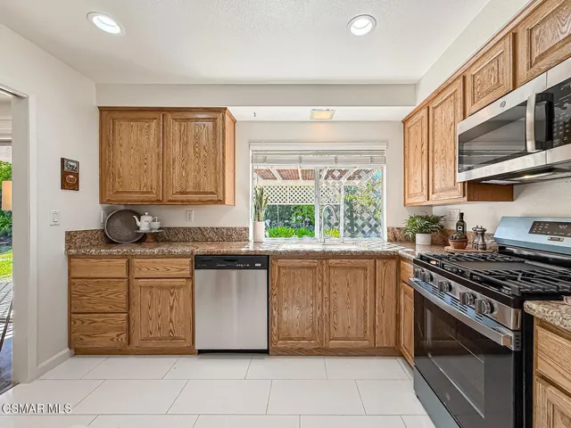 cFamily and Kitchen7
