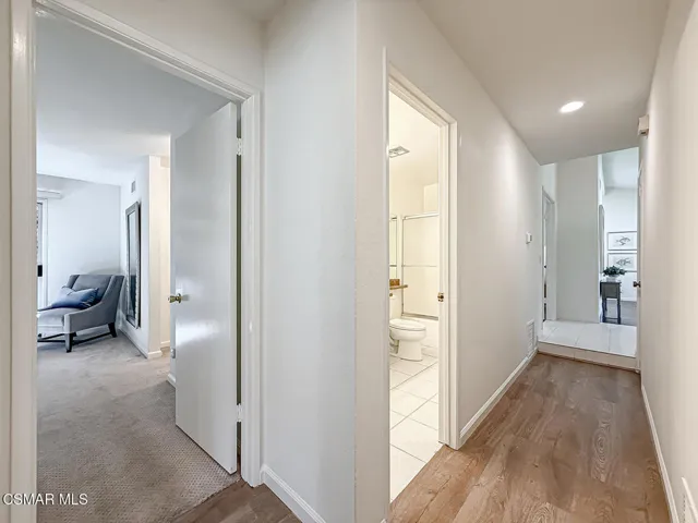 dHall Bath1