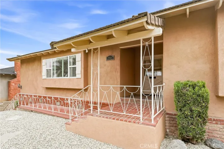 13917 Walnut, Whittier, California 90602