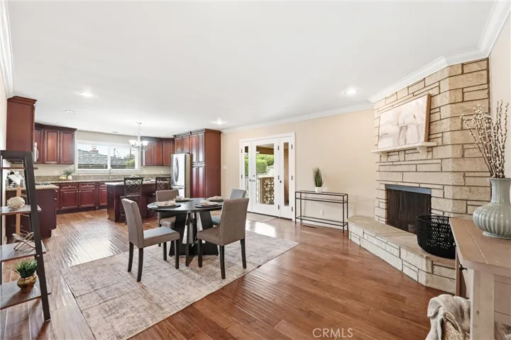 family/dining room