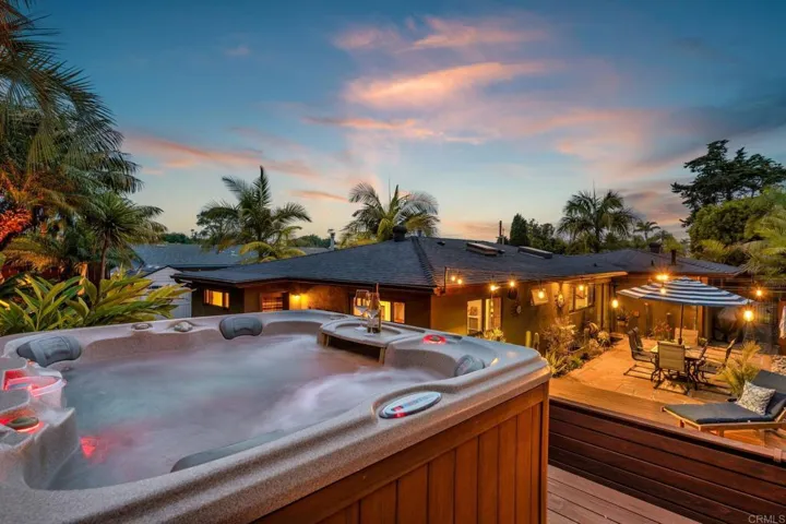 Jacuzzi Time!