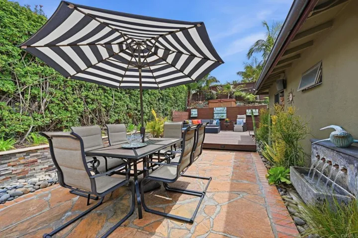 Main House Outdoor Dining