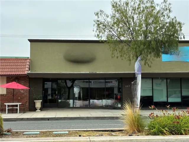 3317 W Burbank, Burbank, California 91505 — photo 5