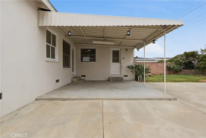 Covered Patio perfect for entertaining
