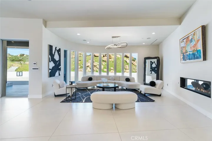 109 Buckskin Road, Bell Canyon, California 91307