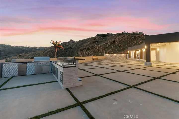 109 Buckskin Road, Bell Canyon, California 91307
