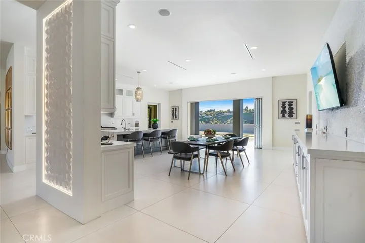 109 Buckskin Road, Bell Canyon, California 91307