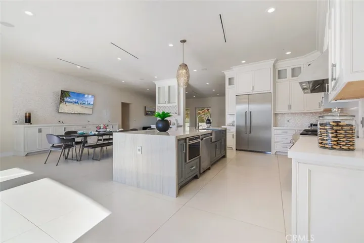 109 Buckskin Road, Bell Canyon, California 91307