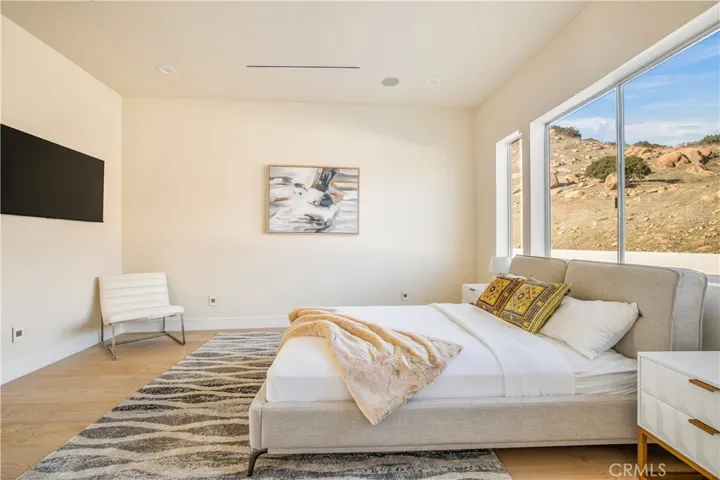 109 Buckskin Road, Bell Canyon, California 91307