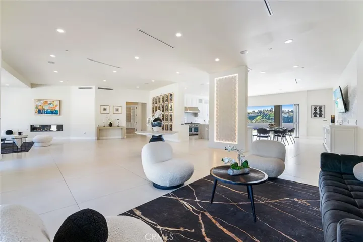 109 Buckskin Road, Bell Canyon, California 91307