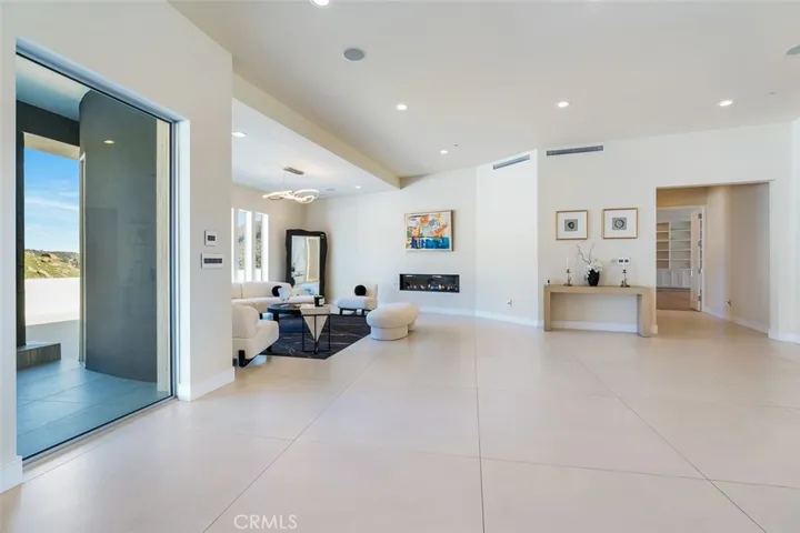 109 Buckskin Road, Bell Canyon, California 91307
