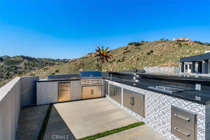 109 Buckskin Road, Bell Canyon, California 91307
