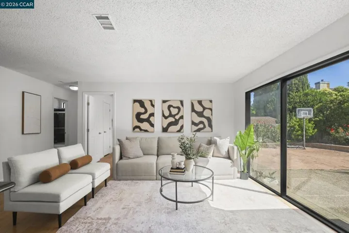 3012 Evergreen Dr, Fairfield, California 94533