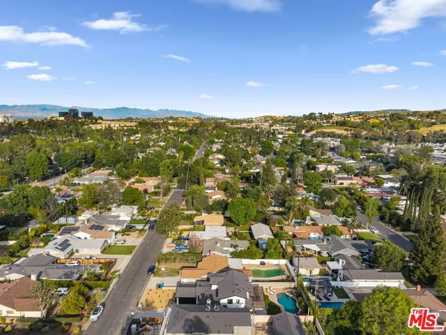 22642 Berdon Street, Woodland Hills, California 91367