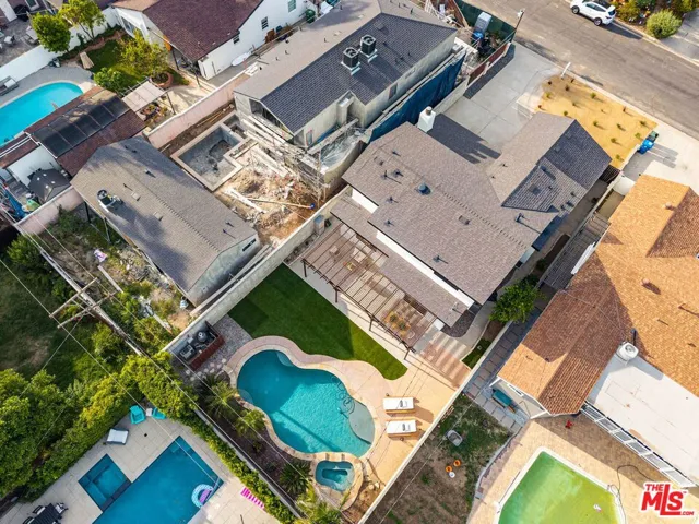 22642 Berdon Street, Woodland Hills, California 91367
