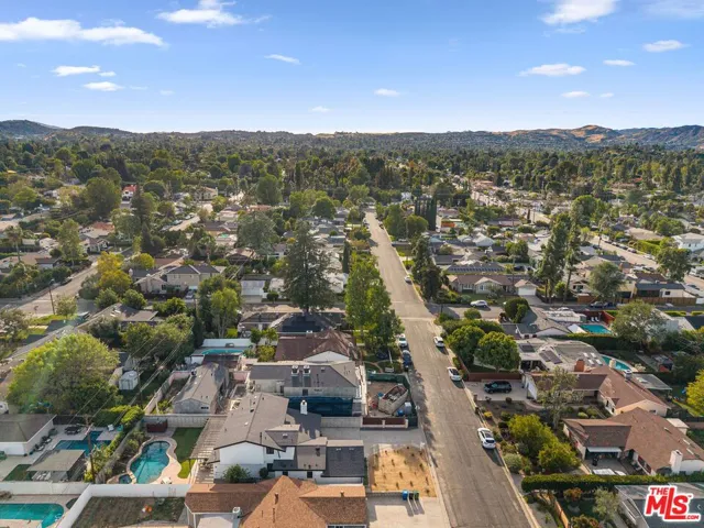 22642 Berdon Street, Woodland Hills, California 91367