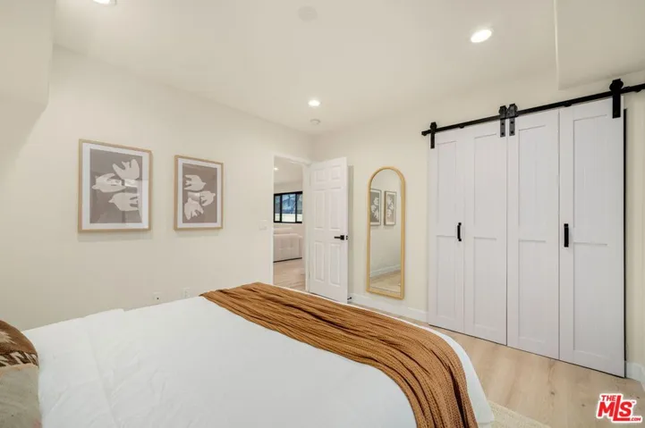 22642 Berdon Street, Woodland Hills, California 91367