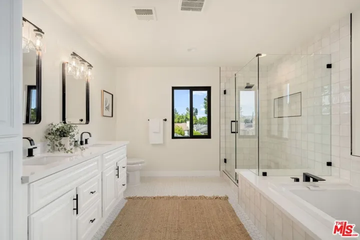 22642 Berdon Street, Woodland Hills, California 91367