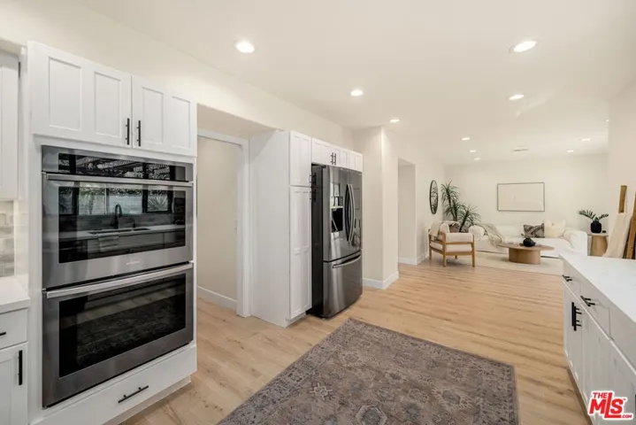 22642 Berdon Street, Woodland Hills, California 91367