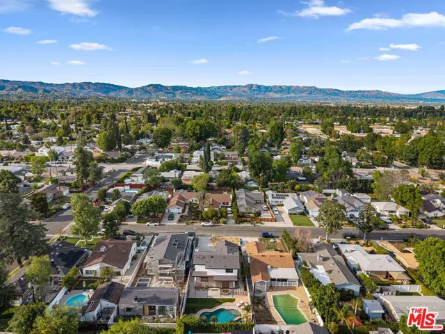22642 Berdon Street, Woodland Hills, California 91367