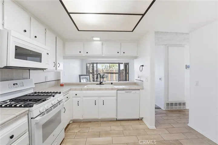 6567 Carioca Lane, Riverside, California 92506