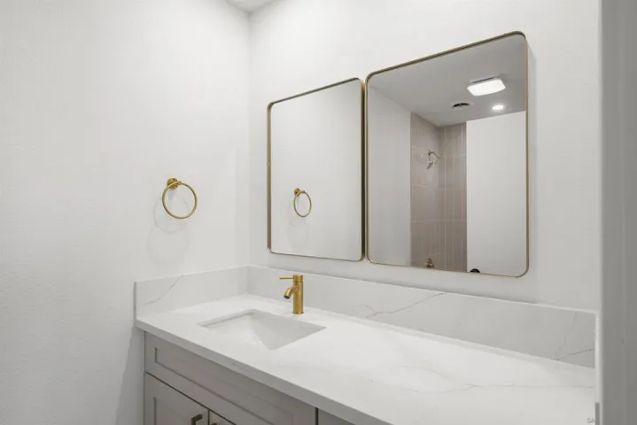 5398 Mount Alifan, San Diego, California 92111