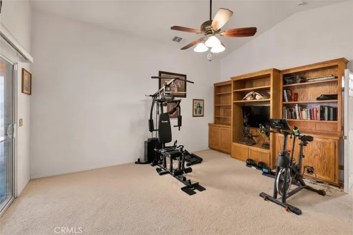 8514 Barberry Avenue, Yucca Valley, California 92284
