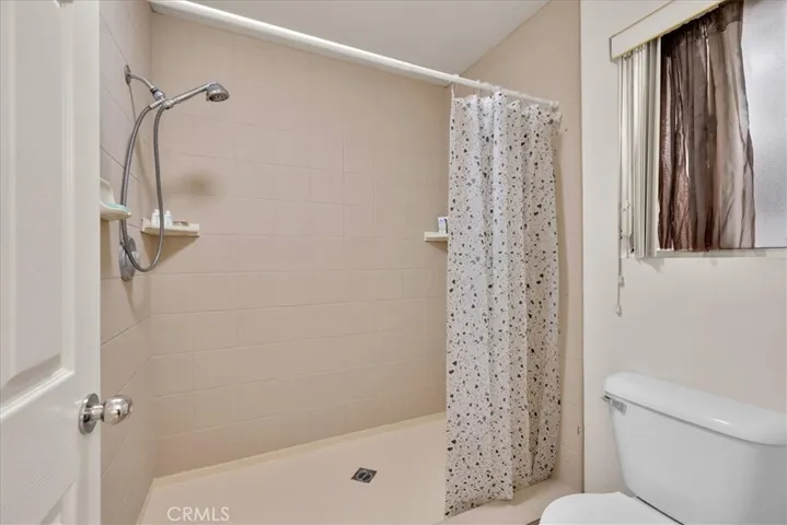 8514 Barberry Avenue, Yucca Valley, California 92284