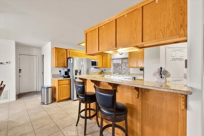 8514 Barberry Avenue, Yucca Valley, California 92284