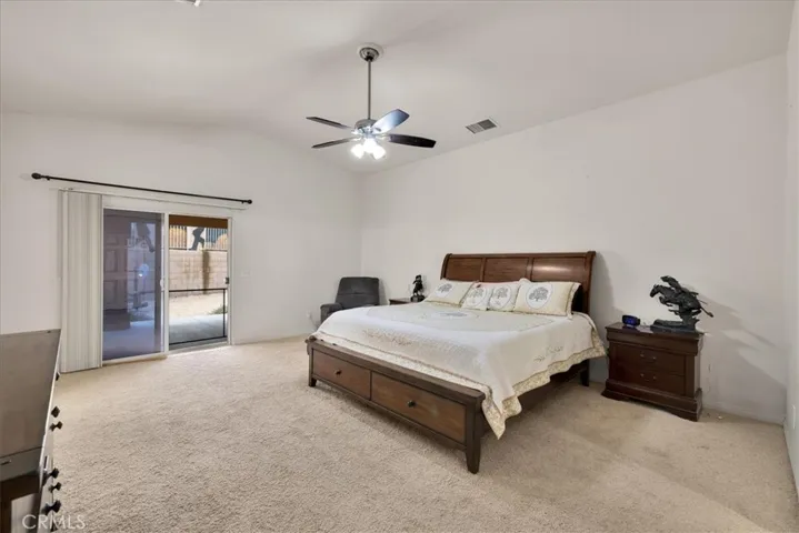 8514 Barberry Avenue, Yucca Valley, California 92284