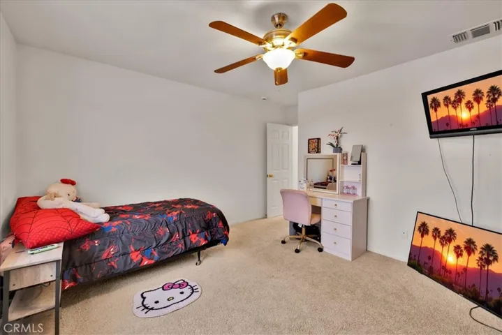 8514 Barberry Avenue, Yucca Valley, California 92284