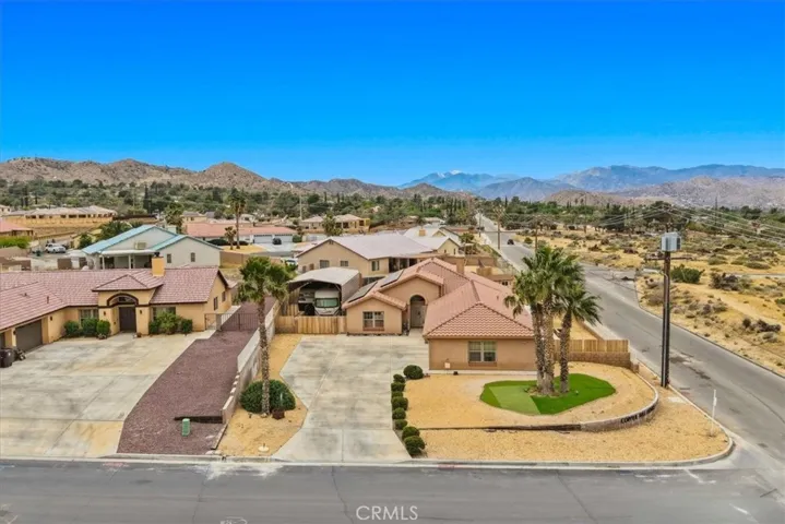 8514 Barberry Avenue, Yucca Valley, California 92284
