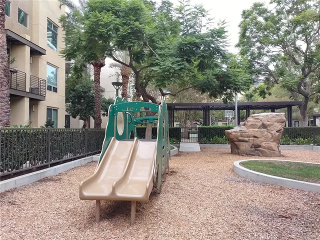Kids play park