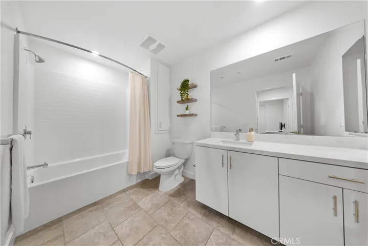 2412 Nolita, Irvine, California 92612