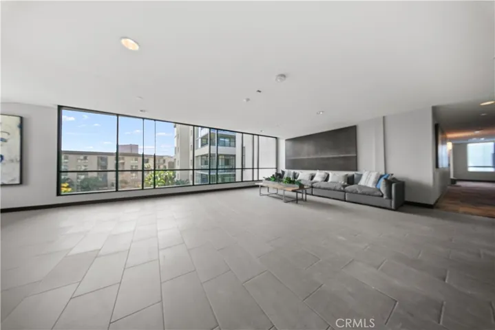 Elevator entry area