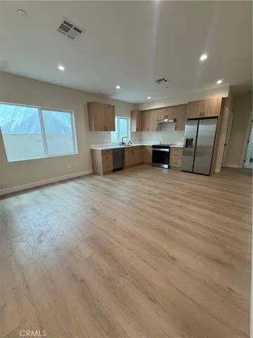 7826 Kyle Street, Sunland, California 91040