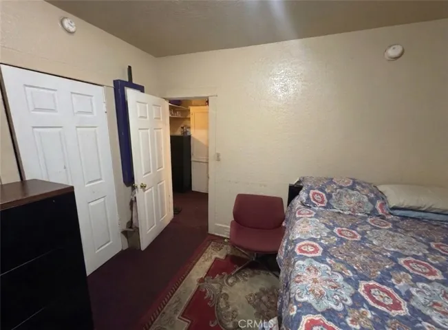 4305 San Pedro, Los Angeles, California 90011
