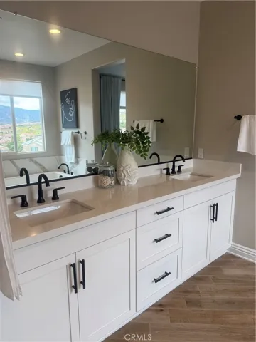 11313 Atlas Court, Corona, California 92883