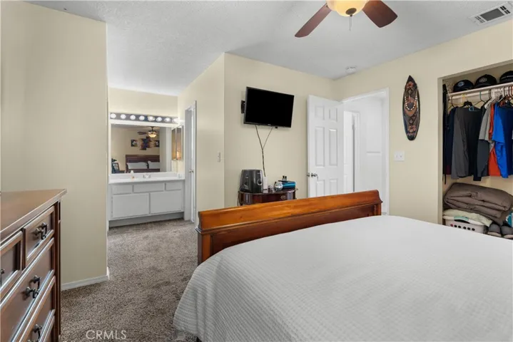 33227 Avenue D, Yucaipa, California 92399