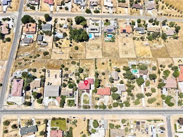 16810 Danbury, Hesperia, California 92345