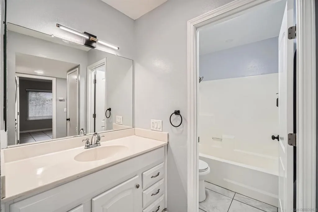 675 Diamond Way 137, Vista, California 92083 — photo 5