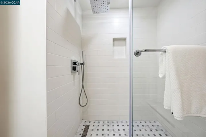 Large Walk In Shower