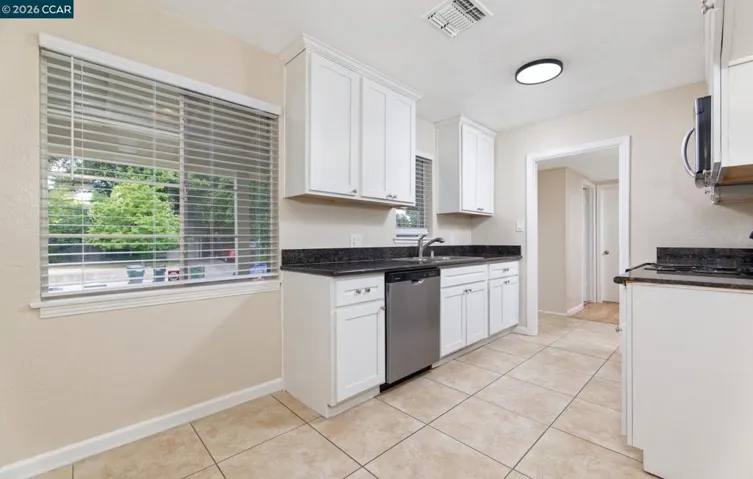 4300 42nd Ave, Sacramento, California 95824