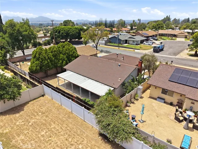 6677 La Praix Street, Highland, California 92346